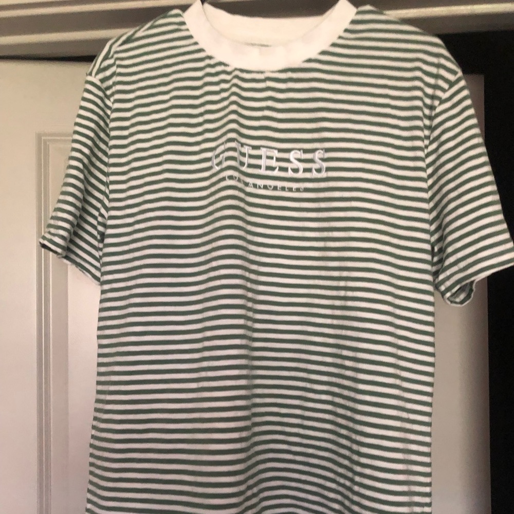 Men’s striped Guess T shirt